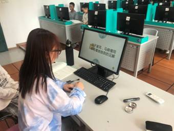 19电商1家风传承主题班会5.jpg 19电商1家风传承主题班会5.jpg